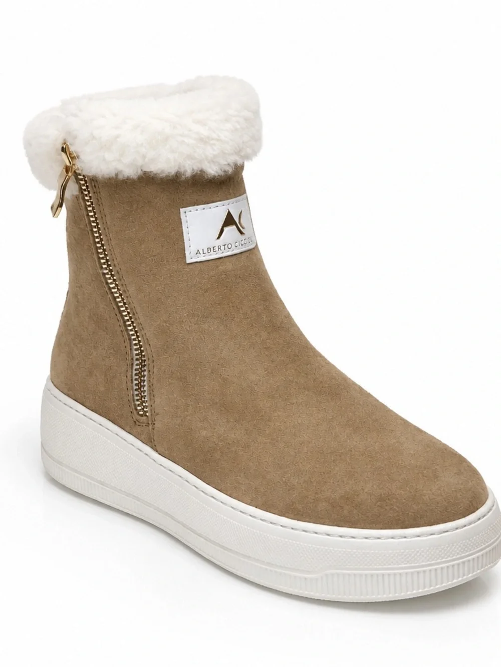 Alberto Ciccioli tan suede